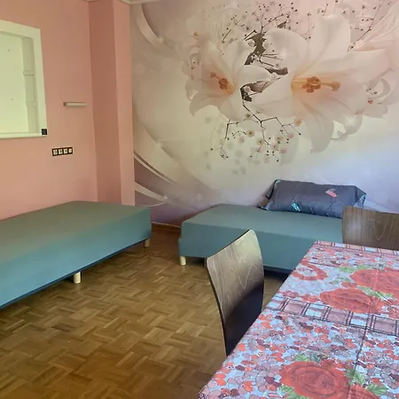 Haus Tun Apartamento